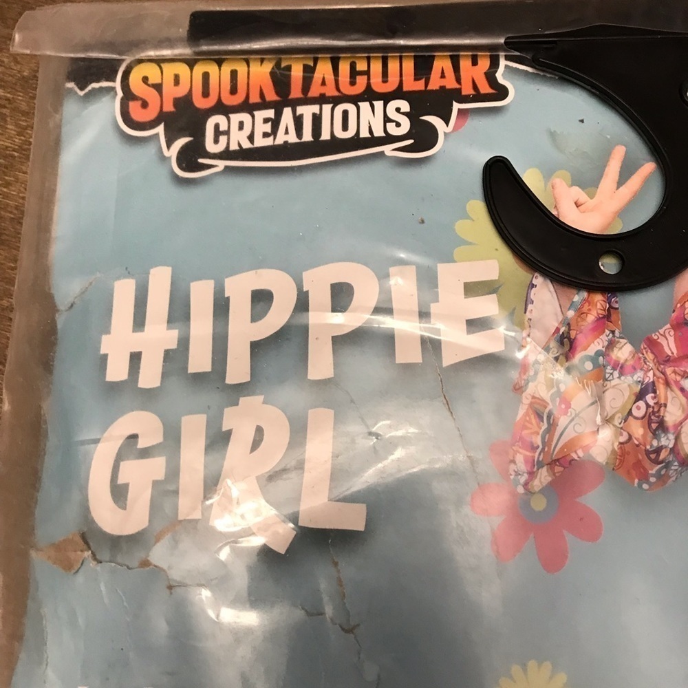 NWT Hippie Girl Costume - Picture 5 of 11